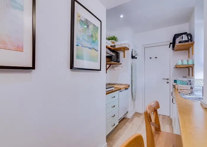 Luminosa Holidays House *